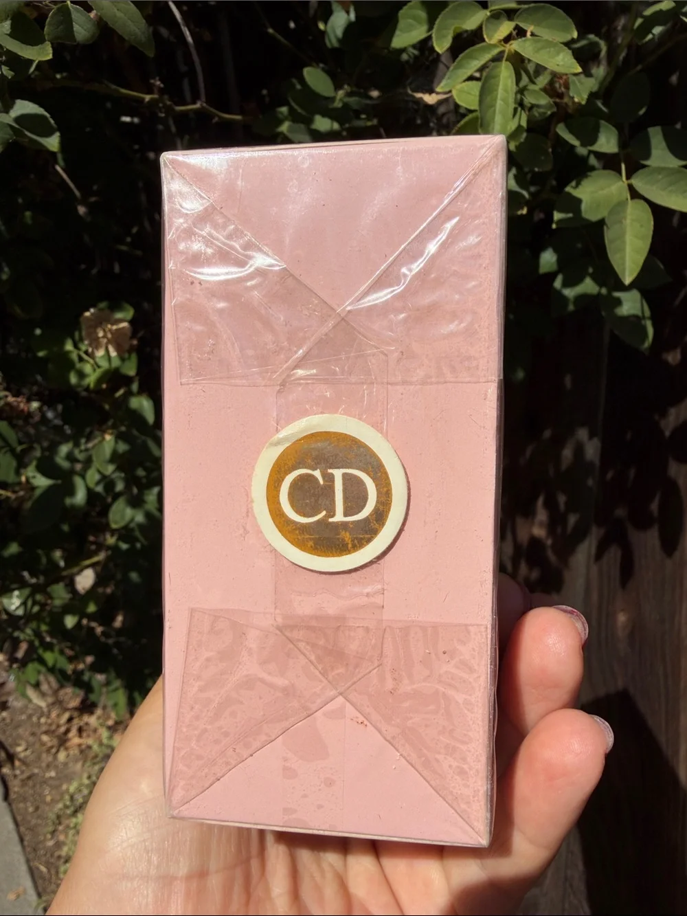 DIORISSIMO BY CHRISTIAN DIOR DUSTING POWDER (NEW WITH BOX & SEALED)